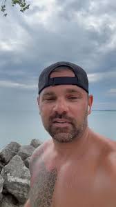 Love watching Uncle Kim Kim Buike