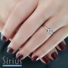 Diamond Solitaire Rings Panosundaki Pin