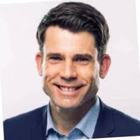 Donald Mullally's Instagram, Twitter & Facebook