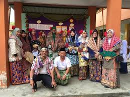 Minggu pertama di bulan mei (minggu apresiasi guru). Guru Bawa Zaman Menseya Ke Sk Semerah Padi Utusan Borneo Online