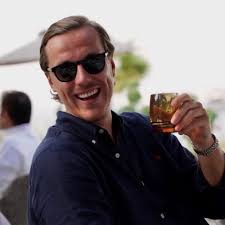 Dylan McFadden (@iamdylanmcfadd)