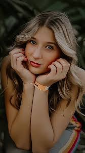 Katy Roy's Instagram, Twitter & Facebook