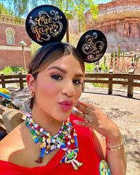 Saira Orozco's Instagram, Twitter & Facebook