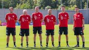 Ich habe da ja meine gesamte fußballerlaufbahn erlebt, mit 32 jahren bin ich beim vfl auch cheftrainer geworden. Hermann Gerland News Coaching Profile Fc Bayern Munich