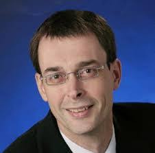 Yusef Hassan's Instagram, Twitter & Facebook