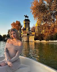 Eva Mesa Lora (@eevvaa23) • Threads, Say more