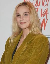 Camille houssière, better known as camille lou, is a french singer, musician, and actress born on 22 may 1992 in bersillies, nord, france. 175 Best Camille Lou Images Antonio Salieri Lou Instagram Dragon Age Elf