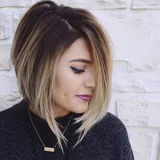 Du Mochtest Dir Einen Modischen Bob Schneiden Lassen Dann Schau Dir Diese 10 Hubschen Bob Frisuren An Neue Frisur Beauty Frisuren Kurz Ombre Look Kurz
