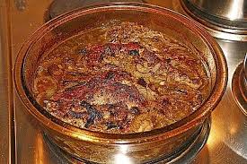 Thuringer Bierfleisch Schmortopf Mit Zwiebeln Bier Und Senf Von Calorine78 Chefkoch Schmortopf Rezepte Schmortopf Schmoren