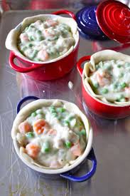 Mini Chicken Pot Pies Quinn S Place Mini Chicken Pot Pies Casserole Dishes Recipes Chicken Pot