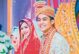 Maybe you would like to learn more about one of these? Isu Aliff Aziz Bella Astillah Dan Afifah Nasir Tonjolkan Masalah Sebenar Perkahwinan Masyarakat Melayu Iluminasi