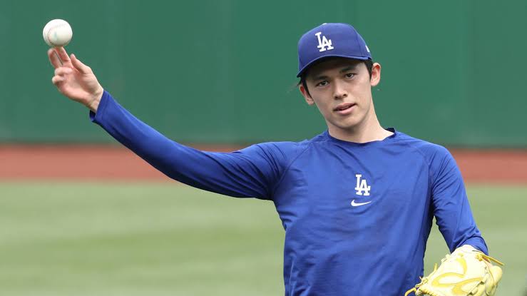 Dave Roberts Reveals Update on Rōki Sasaki's Struggles - Athlon