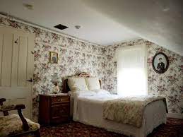 From log cabins to victorian mansions, find your perfect b&b in oklahoma. Haunted Bed And Breakfasts Travelchannel Com Travel Channel
