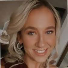 Fiona Walters's Instagram, Twitter & Facebook