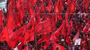 Jun 08, 2021 · ketua dpd pdi perjuangan sumsel hm giri ramanda n kiemas mengatakan, saat ini kondisi kepengurusan di tingkat anak ranting belum optimal 100 persen. Flag Burning Response Cadre Pdip Merdeka Surabaya World Today News