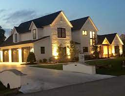 In the film, a family man of the future is illegally cloned by accident as part of a vast conspiracy involving a shady billionaire. Pin By Heather Cunningham On Real Estate House Styles Property Mansions