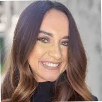 Ashlyn Beasley's Instagram, Twitter & Facebook