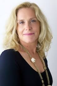 Sharon Caven's Instagram, Twitter & Facebook