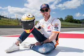 Check spelling or type a new query. Pol Espargaro On Twitter Este Finde Va A Ser Especial Bananaaaaaaaa Hjchelmets Minions Italiangp This Weekend Is Gonna Be Special Bananaaaaaaaa Https T Co 9n8fusv68l