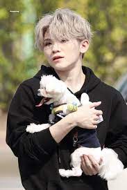 그는 1996년 11월 22일 부산광역시 수영구에서 태어났다. Woozi Seventeen 190928 ì—°ì˜ˆì¸ ì‚¬ëž' ì‚¬ì§„ ì¼€ì´íŒ