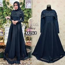 Baju gamis masih tetap menjadi tren dan pilihan utama para muslimah yang ingin tampil modis dan cantik di tahun ini. Konsep Modis Model Baju Brokat Gamis 2021