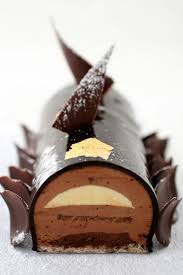 Hip Paris Blog Buche De Noel French Christmas Desserts Christmas Food Desserts Holiday Dessert Recipes