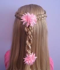 One for the wavy hair. 25 Cute Hairstyles With Tutorials For Your Daughter Pretty Designs