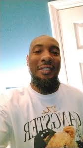 What food options are suitable for Pitty puppies?