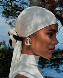 Skye Bennike (skyeeblu45)