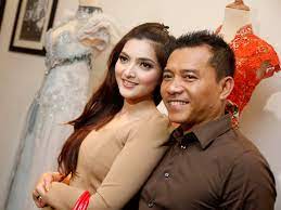 #berita ashanty dan anang hermansyah sudah mendaftar haji sejak tahun lalu. Ashanty Mengaku Sempat Ingin Bercerai Dengan Anang Hermansyah