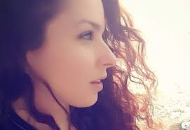 Emoiryah Music & Downloads