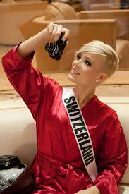 Dezember 2019 dominique rinderknecht macht kurzen prozess | sky schweiz entertainment es ist eigentlich nichts neues: Miss Switzerland Short Hair Styles Short Hair Styles Pixie Long Hair Styles