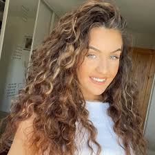 Hello this is Caitlin Caitlin is a new talent stylist , she has been with  us since a Saturday girl while at school Caitlin completed her  apprenticeship with us and qualified with