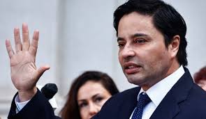 Neftalí Carabantes, exsubsecretario de Carabineros: “La general Robles es  funcionaria activa aún”