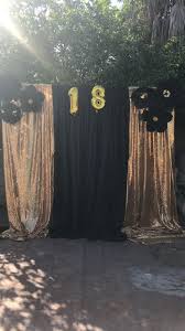 Backdrop Black And Gold Diy Party Decorations Diy Paper Flowers Graduation Backdrop Black And Gold Graduation Backdrop Paper Flowers Diy Gold Backdrop