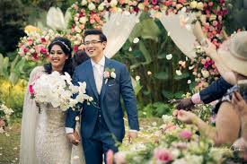 Whether you are travelling with a wedding party or are just planning to elope to chiang mai, james de la cloche is the wedding photographer for you. Four Seasons Wedding Photography By Dlc Photo Chiang Mai