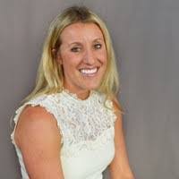 Nicole Hackbarth's Instagram, Twitter & Facebook