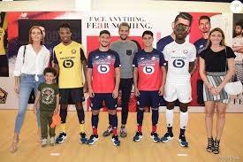 We did not find results for: Maeva Coucke Gianni Capoue Fils De Rachel Legrain Trapani A Droite Et Thibaud Vezirian Avec Les Joueurs Loic Remy Jeremy Pied Luiz Araujo Et Boubakary So Purepeople