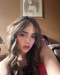 Estella Mueller's Instagram, Twitter & Facebook