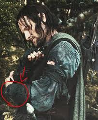 The extended edition version of boromir's death scene, with the final words between boromir and aragorn before boromir dies. Random Bits And Pieces Of Nothing Have You Ever Noticed How In The Lord Of The Rings