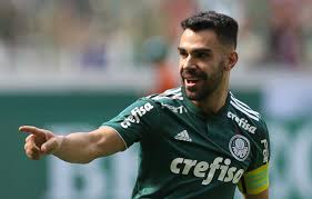 O alviverde preferiu buscar carlos eduardo e acabou pagando mais caro: Com 2 De Bruno Henrique Palmeiras Derrota O Parana Em Casa Sem Sustos