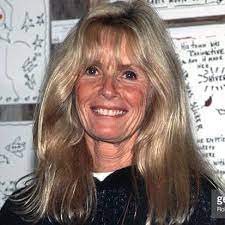 KIM CARNES 73 años cumple hoy la... - efemérides musicales | Facebook
