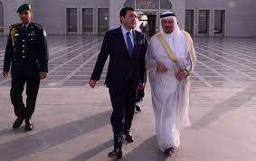 أوضحت المملكة العربية السعودية، اليوم الثلاثاء، حقيقة طلبها الإفراج عن باسم عوض الله، رئيس الديوان الملكي الأردني الأسبق الذي أدرج اسمه بقضية محاولة زعزعة استقرار وأمن. Ø¨Ø§Ø³Ù… Ø¹ÙˆØ¶ Ø§Ù„Ù„Ù‡ ÙŠÙ†ÙƒØ£ Ø¬Ø±Ø§Ø­ Ø§Ù„Ø­Ø±Ø§ÙƒÙŠÙŠÙ†