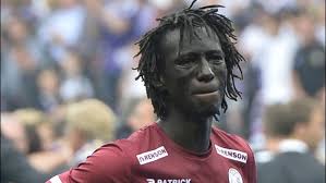 Mbaye leye bij l'équipe football (in het frans). Mbaye Leye Biglia Avait Egalise Sur Le Pire Coup Franc De Sa Carriere Le Soir Plus