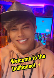 💄 No-Makeup Makeup Magic! 💄 Join me, Ginger Ladd, for the second live of  the night as we dive into creating the perfect no-makeup makeup look that  transitions effortlessly from day to night. ✨ 📅 ...