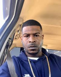 Quez Stephens IM SO PROUD OF YOU… MADE ME CRY IN FRONT OF EVERYBODY AT YOUR  GRADUATION PARTY. COULDNT GET THE WORDS OUT THEN BUT I GOT THEM TOGETHER  MAKING THIS POST.