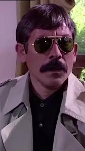 Yüzünü Suya Sokan Adam