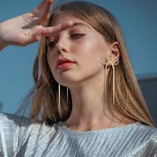 Amazon.com: Bi&Yamigeo Bow Earrings 18k Gold Plated Ribbon Bow Knot Drop  Dangle Stud Earrings, Long Tassel Fringe Bowknot Earring Jewelry for Women:  ...