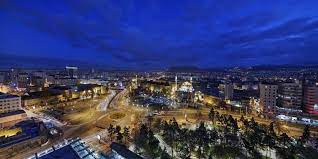 Kayseri kalesi, kayseri merkezde bulunmaktadır. Wyndham Grand Kayseri Kayseri Turkey Emirates Holidays