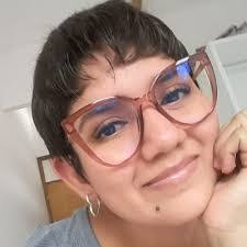 Aida Ferro's Instagram, Twitter & Facebook